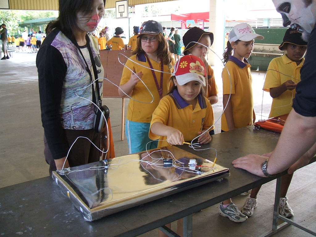 Cairns36 Science on the Oval.JPG